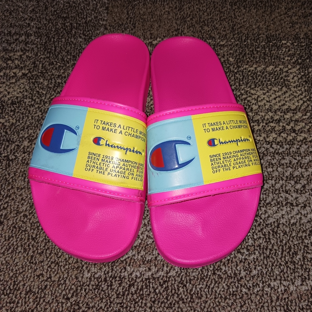 CHAMPION SLIPPERS